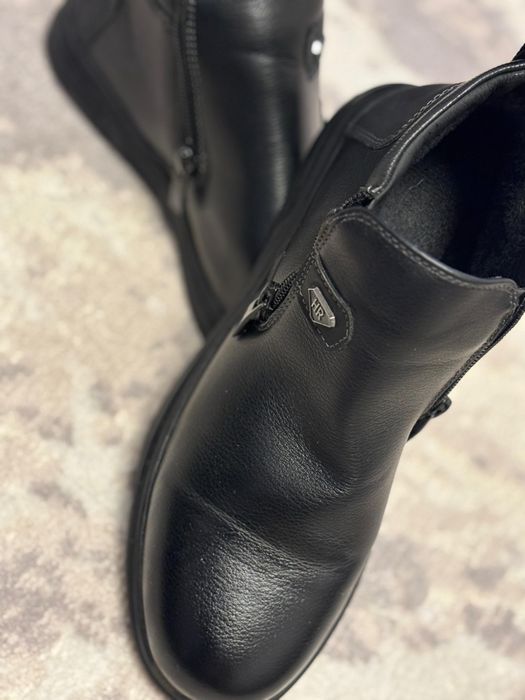 Продам обувь новую