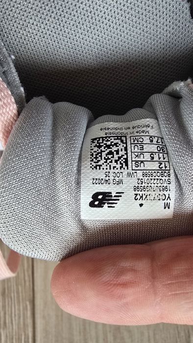 Оригинални детски маратонки за момиче New Balance.