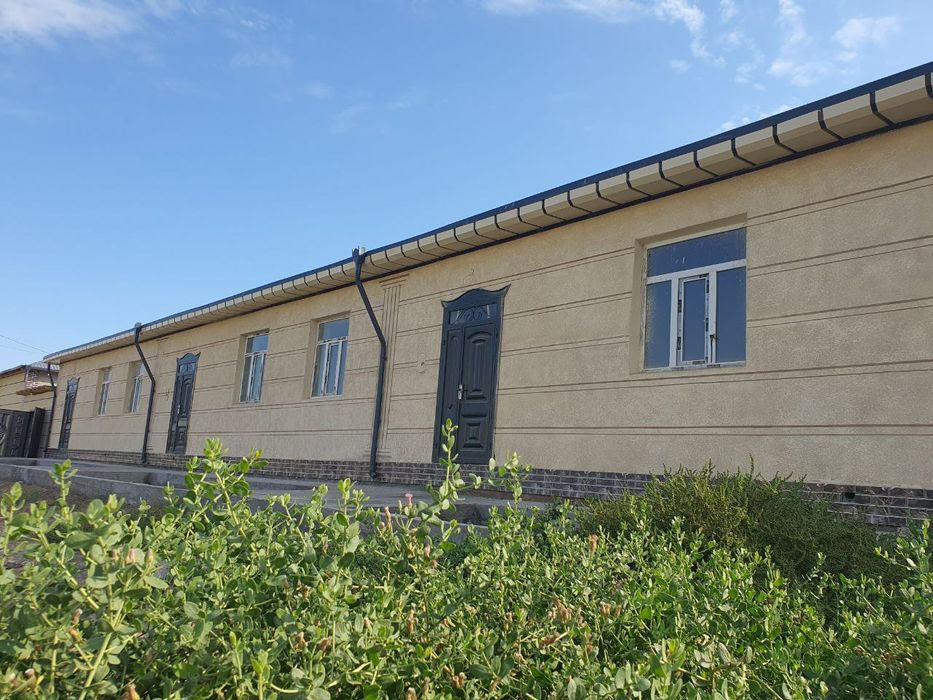 Ховли жойлар сотилади