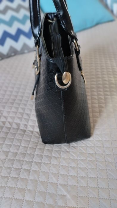 Продам женскую сумку!