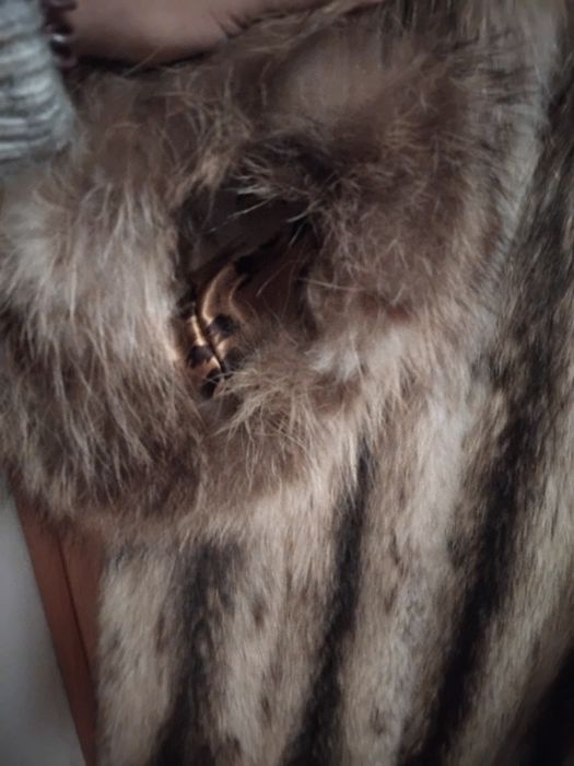 Шуба натуральная енот