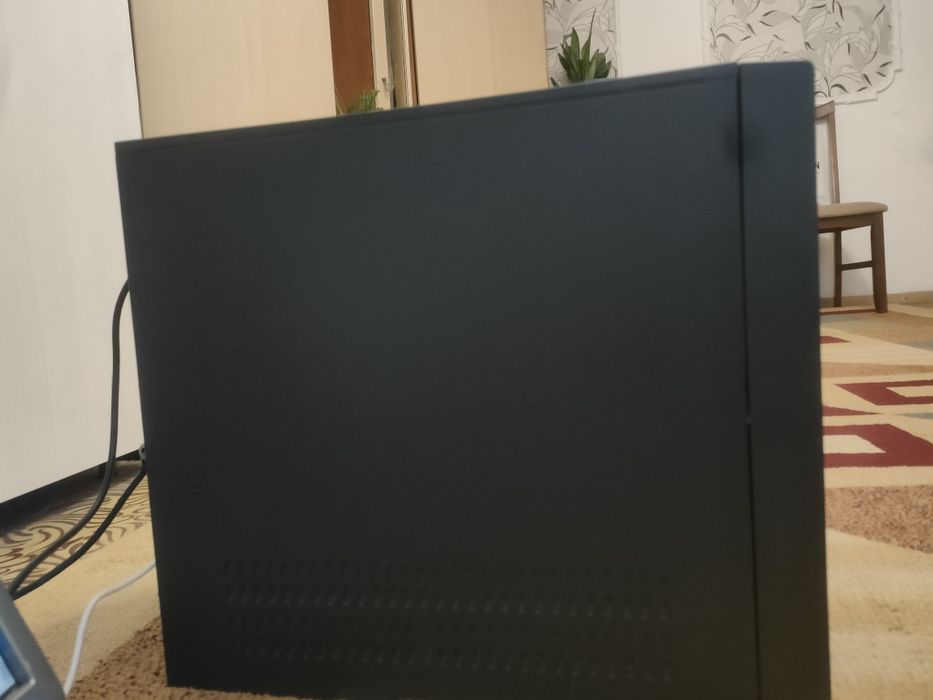 Офисный компьютер