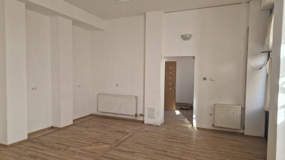 Spatiu comercial sau locuința