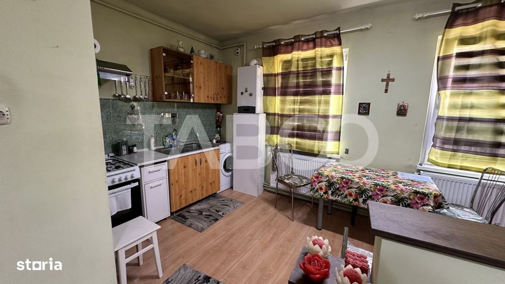 Apartament la casa 76 mpu pivnita si pod etaj 1 zona Terezian Sibiu