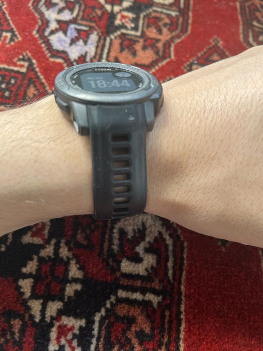 Продается часы Гармин оригинал, в хорошем состояние