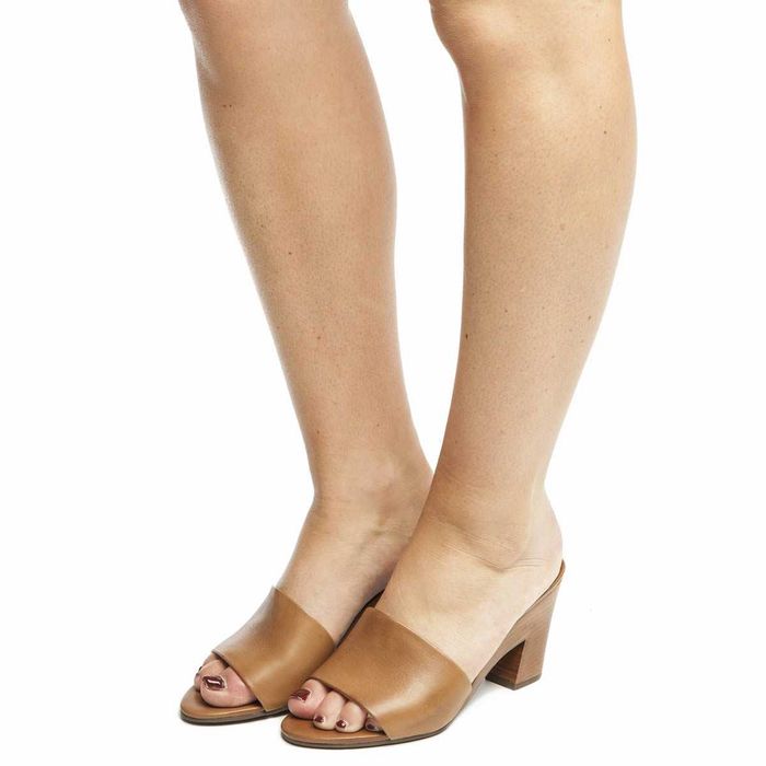 %ПРОМО% HUSH PUPPIES № 37-38-39 – Дамски кожени сандали"TAN LOW HEELS"