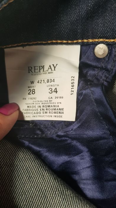 Blugi Replay impecabili, evazati,  bleumarin, mărime 28 TRANSPORT GRAT