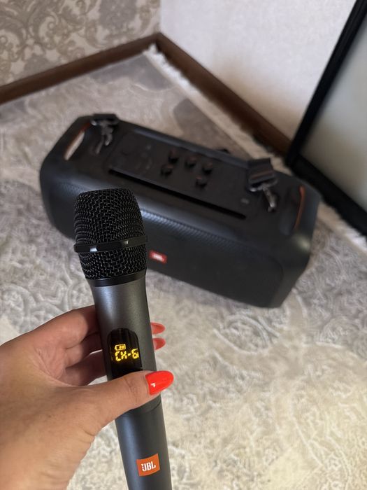 Продам колонку JBL