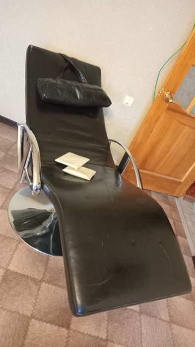 Продам кресло б/у