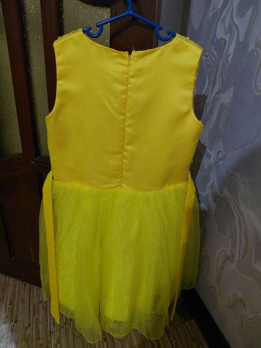 Продам платье для девочки