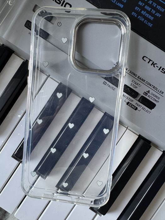 продам чехол на айфон 15 про макс