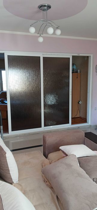 Алуминиева плъзгаща врата, преградна