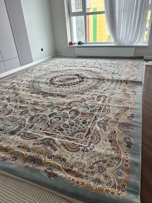 3,5 х 5 кілем сатылады, торг бар