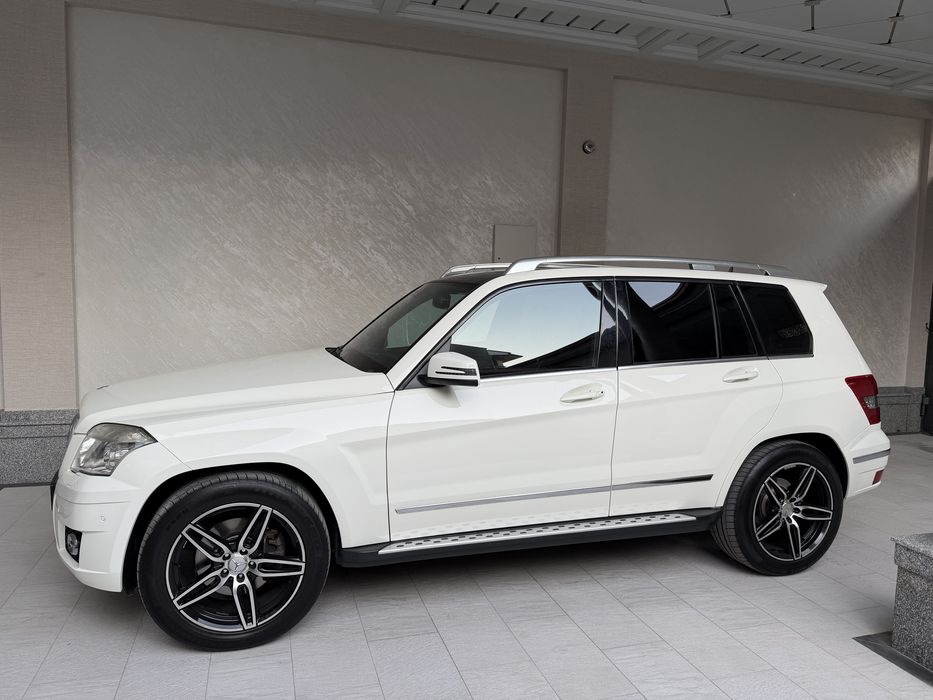 Mercedes benz  GLK 300  benzin