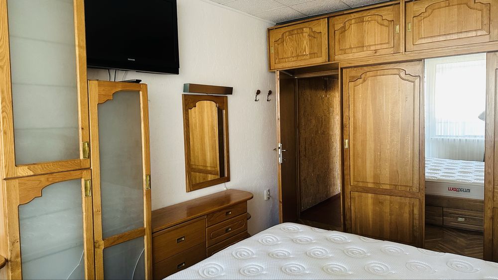 Дава се под наем Двустаен апартамент в Пловдив, Център - 120 кв.м за 1020 € - Снимка #15