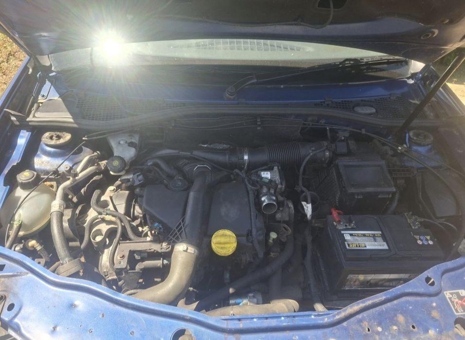 Dezmembrez Dacia 1.5 dci