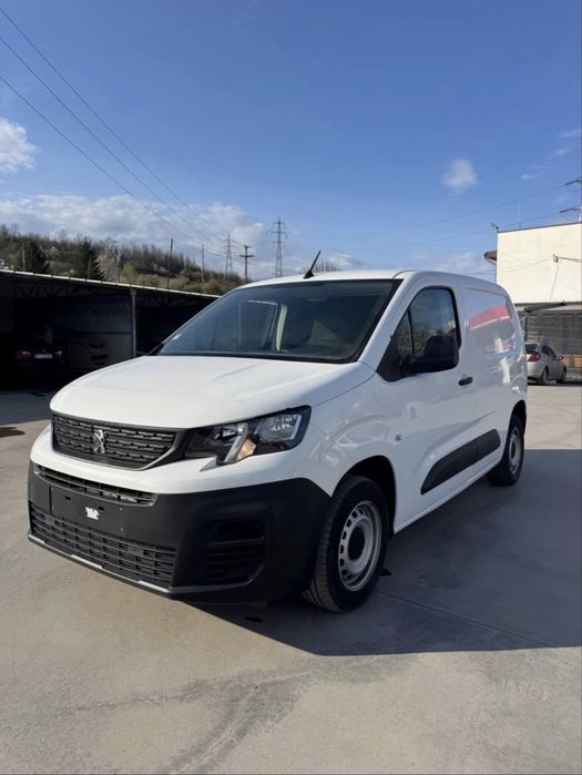 PEUGEOT Partner 2022 — imagine 2