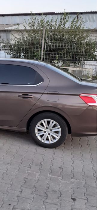 Jante originale Peugeot 301+Anvelope Michelin ca Noi