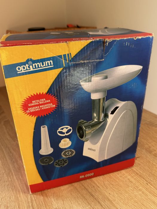 Mașină de tocat carne electrică Optimum RK-0500