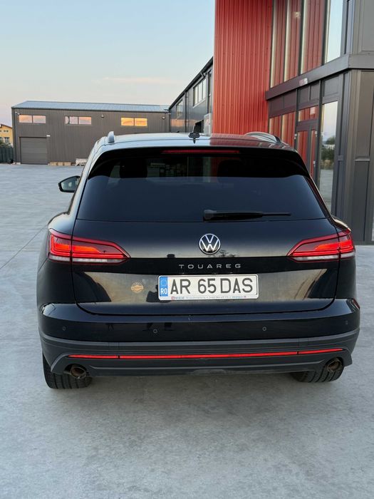 VOLKSWAGEN Touareg 2022 — imagine 4