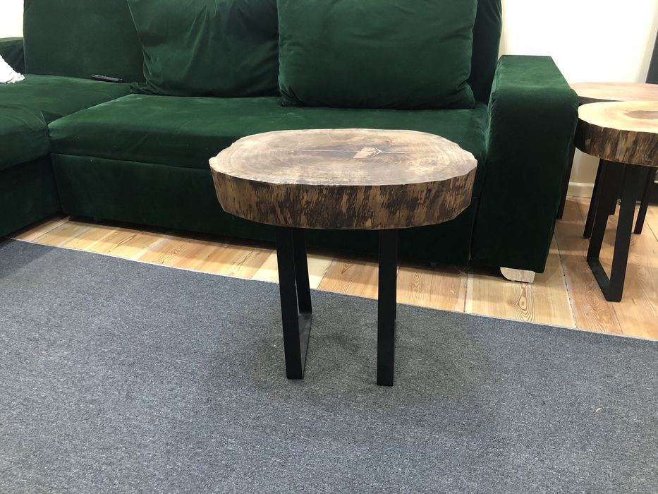 Журнальный столик из Ореха 100%