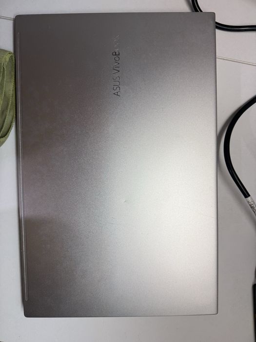 Asus VivoBook 15 / K513E на части