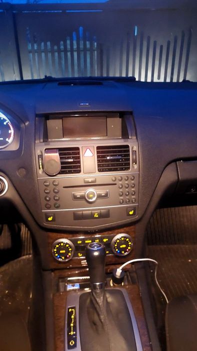 MERCEDES-BENZ C-Class 2010 — imagine 5