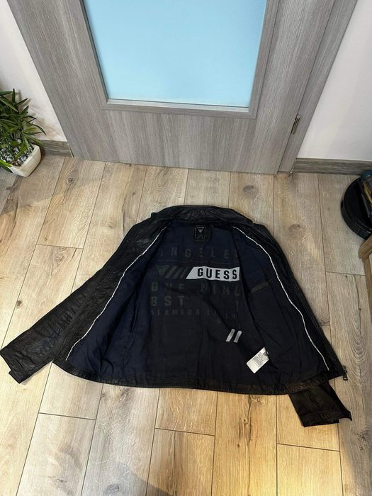 Кожено яке GUESS