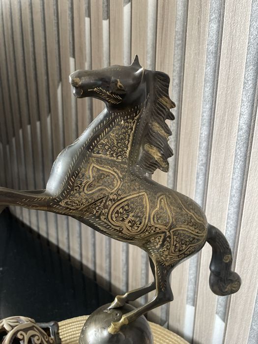 Статуетка Лошадь