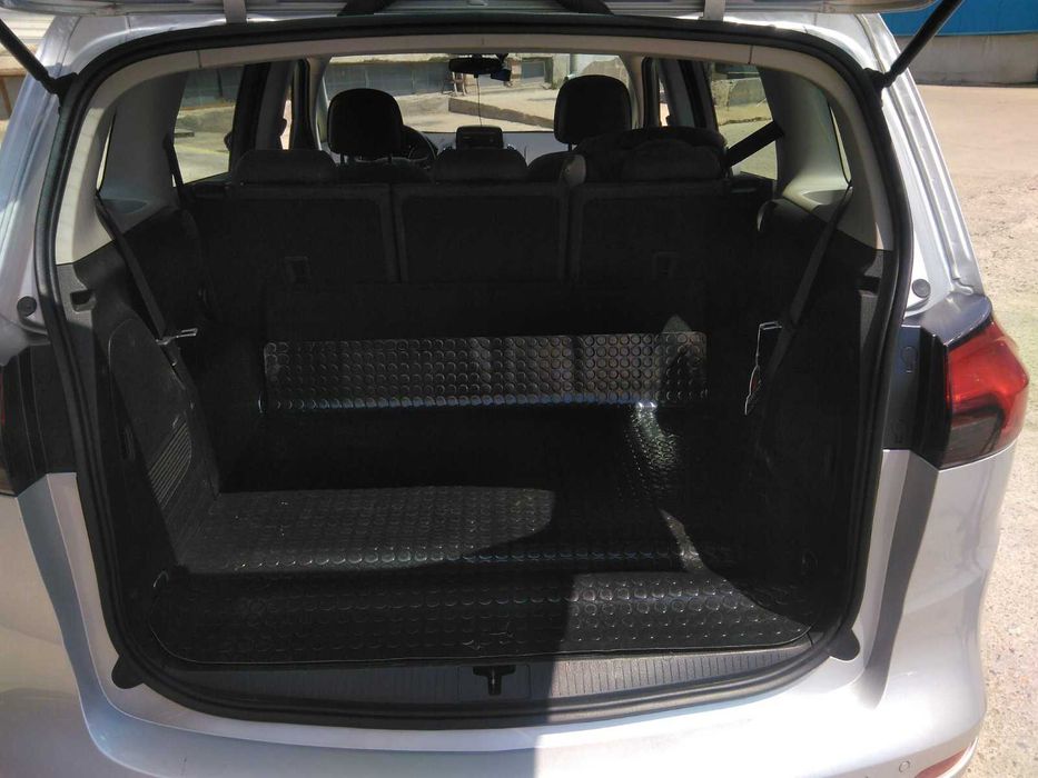 Kомплект салон с кори за вратите седалки за Опел Зафира 2011-16г.