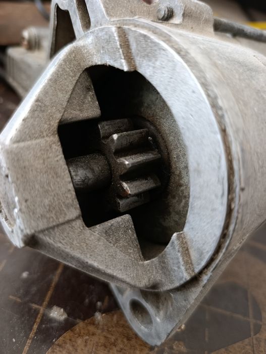 Продам стартер редукторныйй