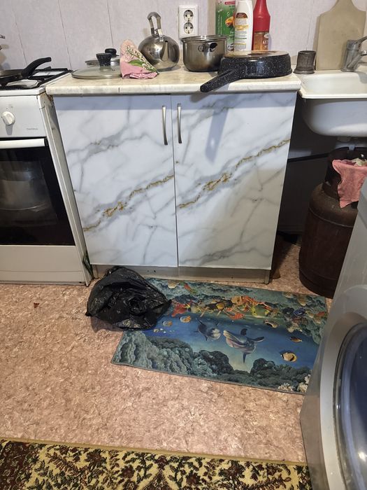 Продам кухнный шкаф