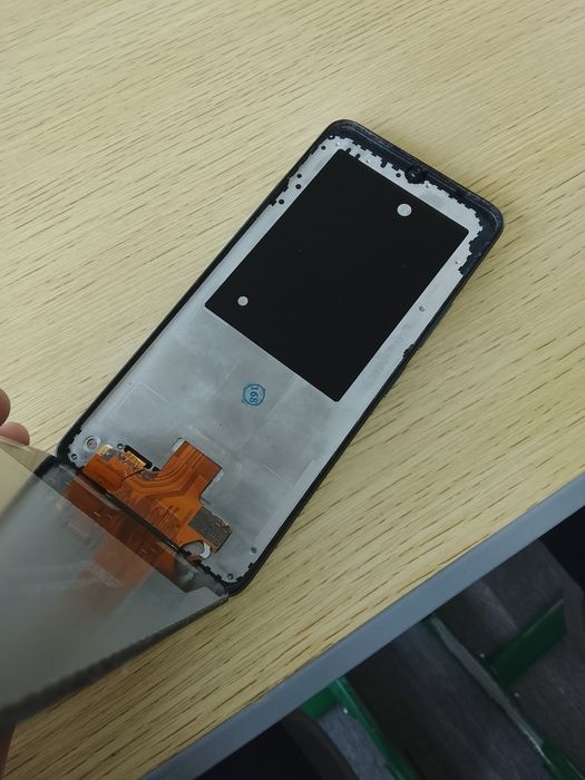 Продается телефон REDMI 13C