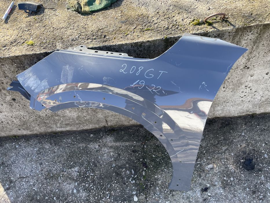 Ляв калник за Peugeot 208 GT Пежо 208 ГТ 2019-2025г