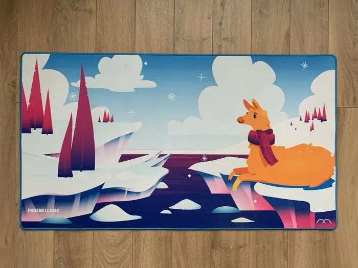Игровой коврик для мыши MK Frozen Llama 3XL Desk Mat