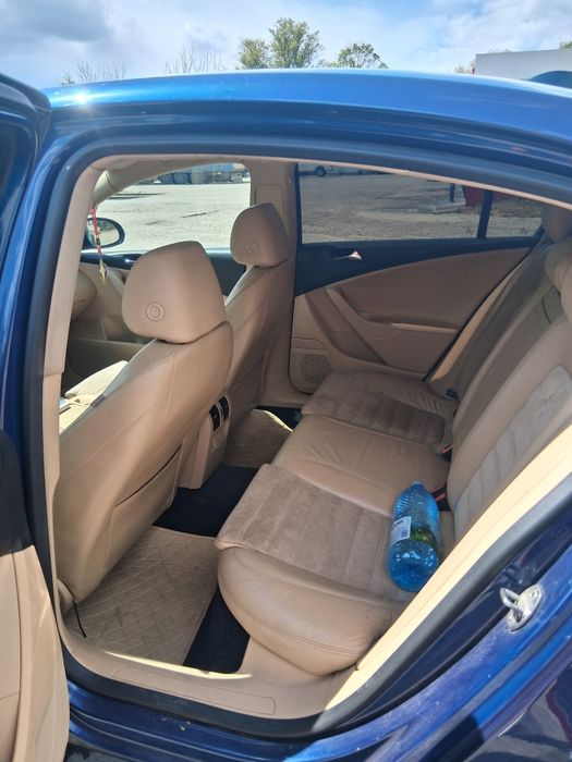 Vand sau schimb Passat b6 200 CP