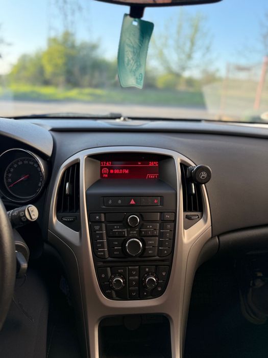 Opel astra J 1.7 CDTI 2012