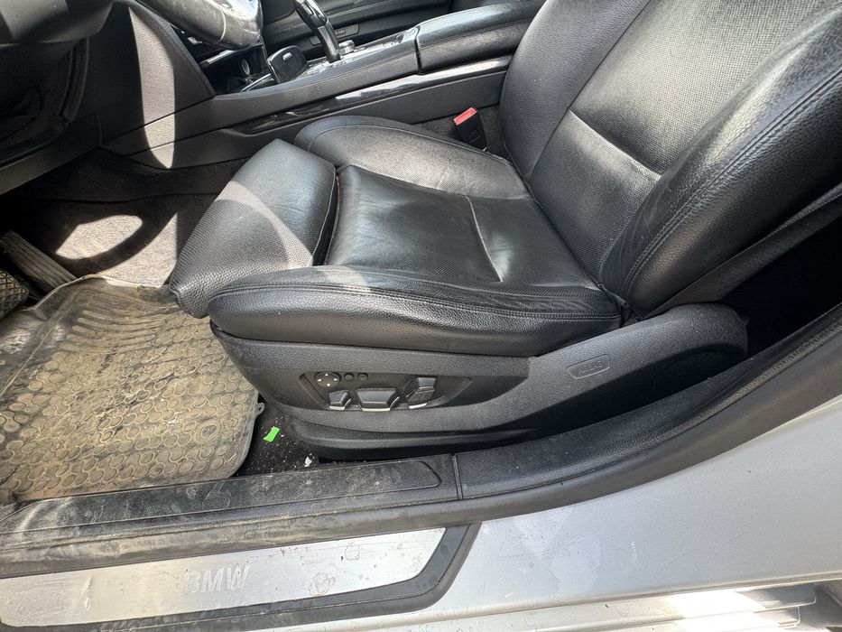 Dezmembrez BMW 730d F01 2010 3.0 N57D30A 5 butoane