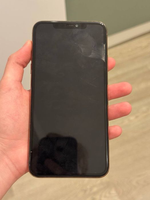 Продам IPhone 11 Pro Max