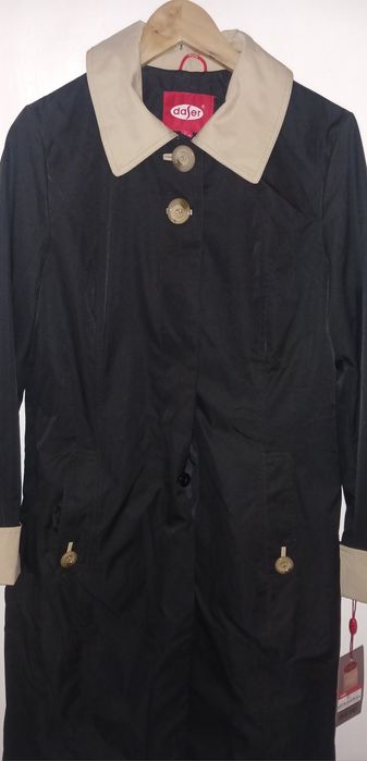 Продам женский плащь