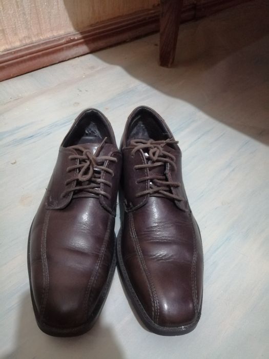 Обувь в хорошим состаяний