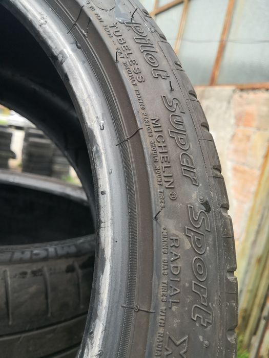 245 35 18 цола гуми Michelin dot 21 2 броя