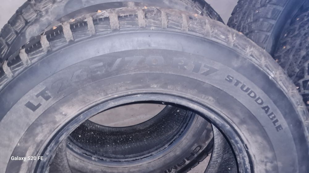 Продам зима 4шт LT 265/70 R17