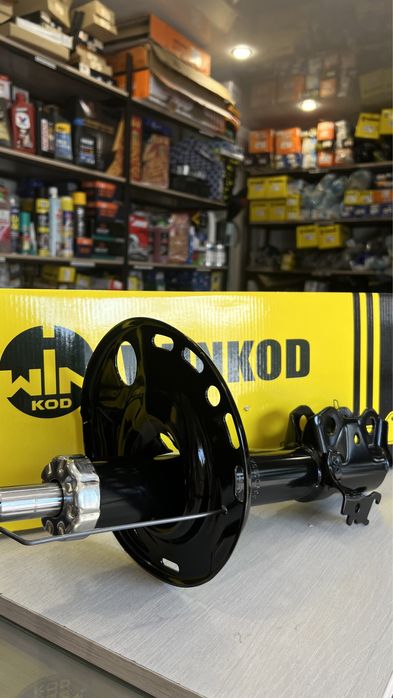 Акция!!!Амортизатор Toyota ESTIMA