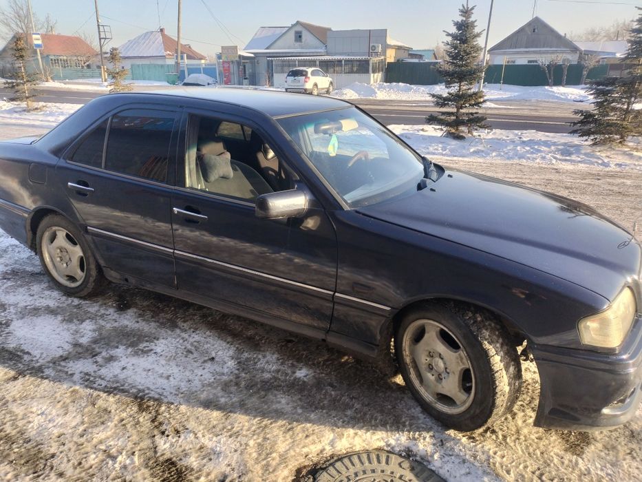 Продам машину w202