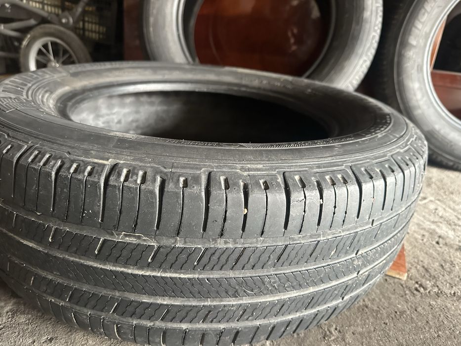 Продам michelin резину 225 65 R17
