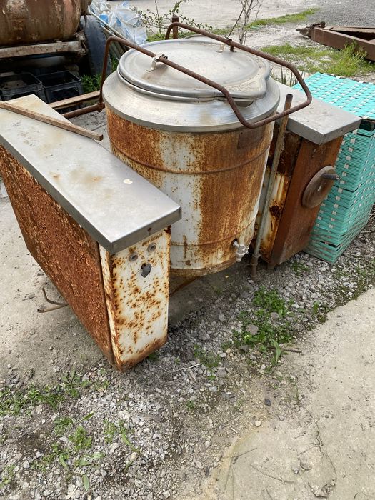 Продам мобильную полевую кухню КП-125 советского производства.