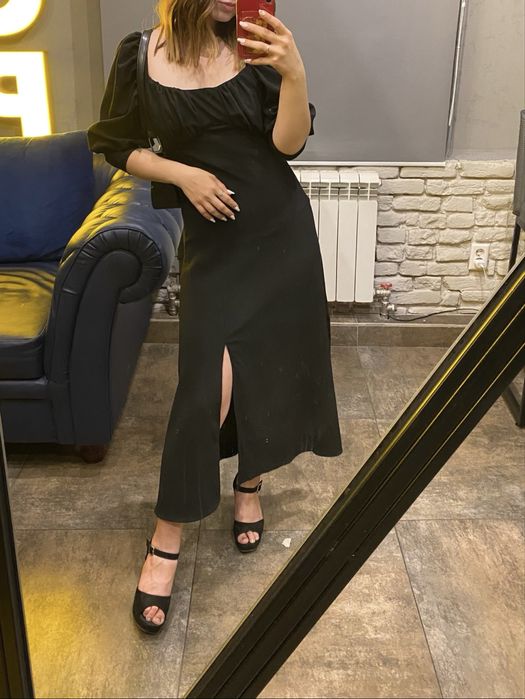 Продам женские платья 44 размер