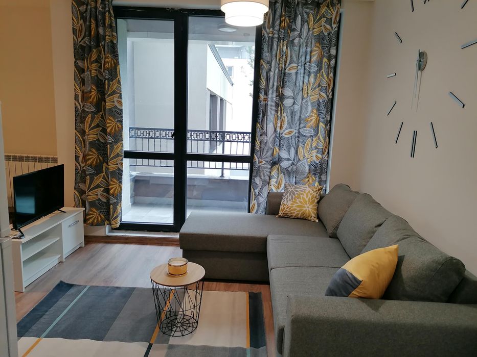 Давам под наем 2 стаен апартамент