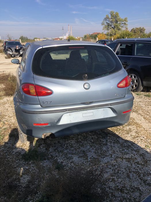 Alfa Romeo 147 na chasti 1,6 benzin 2005 1,9 JTD Diesel 2004